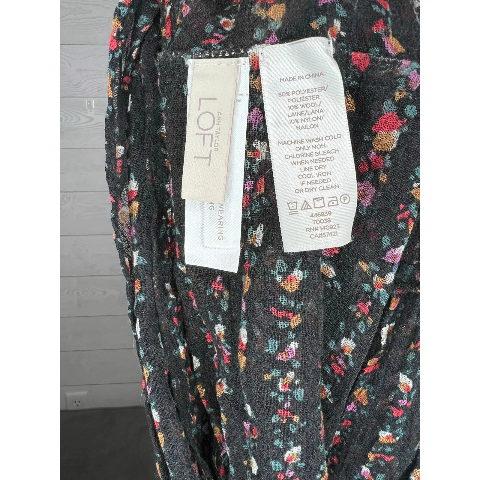 Loft black floral infinity scarf NWOT - Image 4