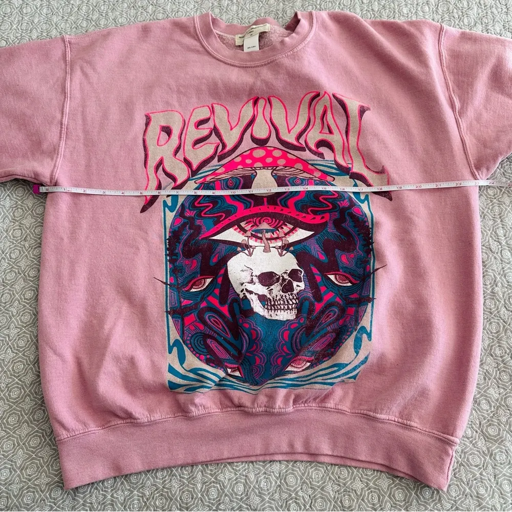 X Project Social T Revival Skull Graphic Sweatshirt Size S/M - Image 5