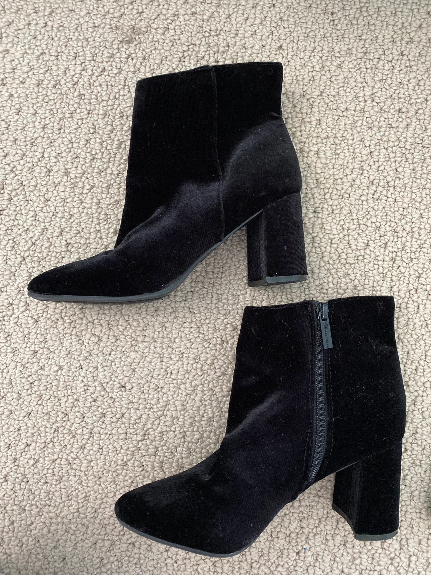 Breckelle’s Black Velvet Booties - Image 2