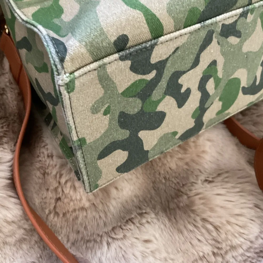 Mark & Graham Canvas & Leather Bag Green - Image 5