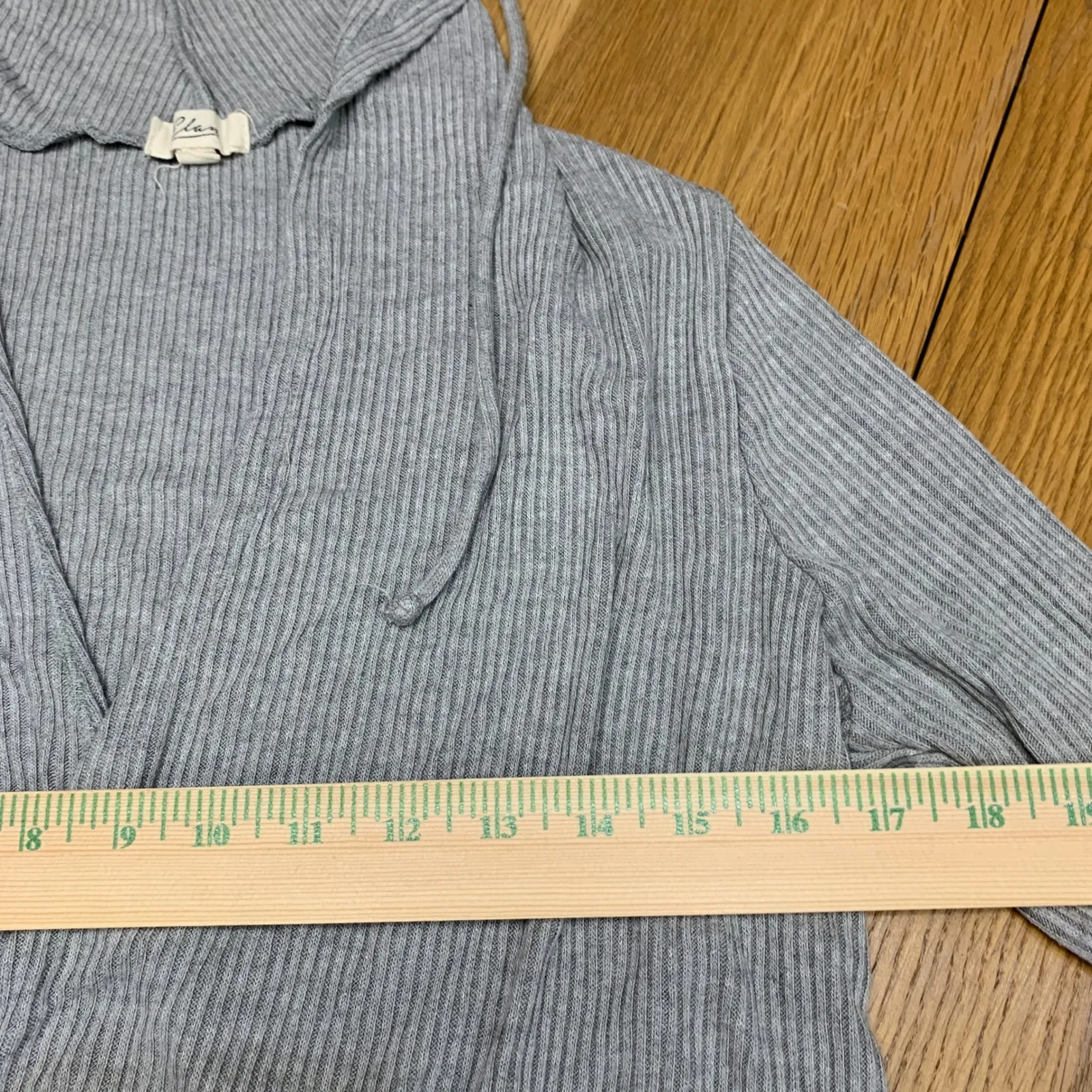 Elan Women Gray Ribbed V Neck Hoodie Pullover Long Sleeve Casual Size Medium - Image 4