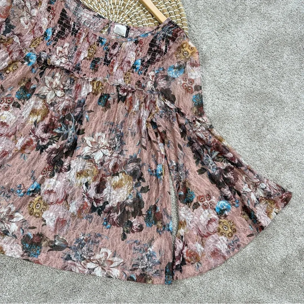 Anthropologie Akemi + Kin Floral Lace Patrizia Bell Sleeve Smocked Top Boho S - Image 6