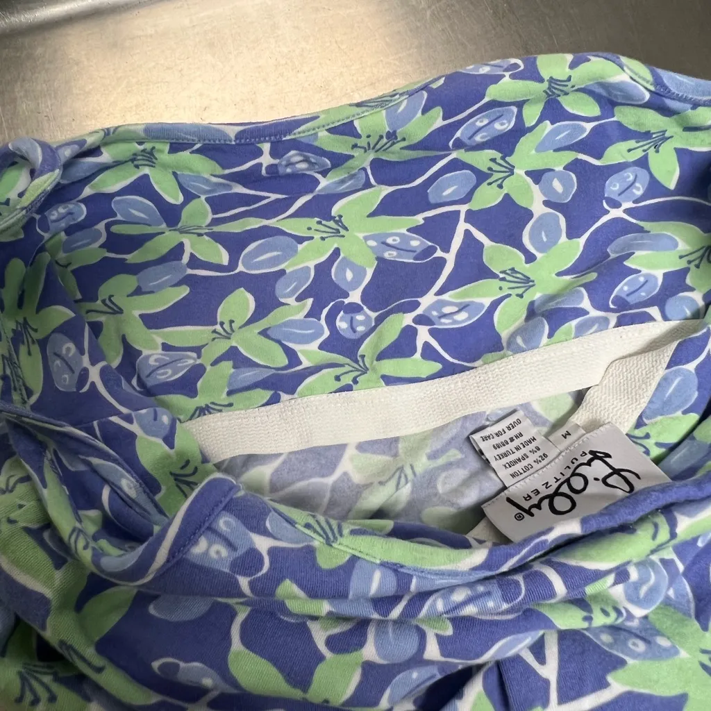 Lilly Pulitzer Blue and Green Floral Crop Tank Top - Size Medium - VGUC - Image 3