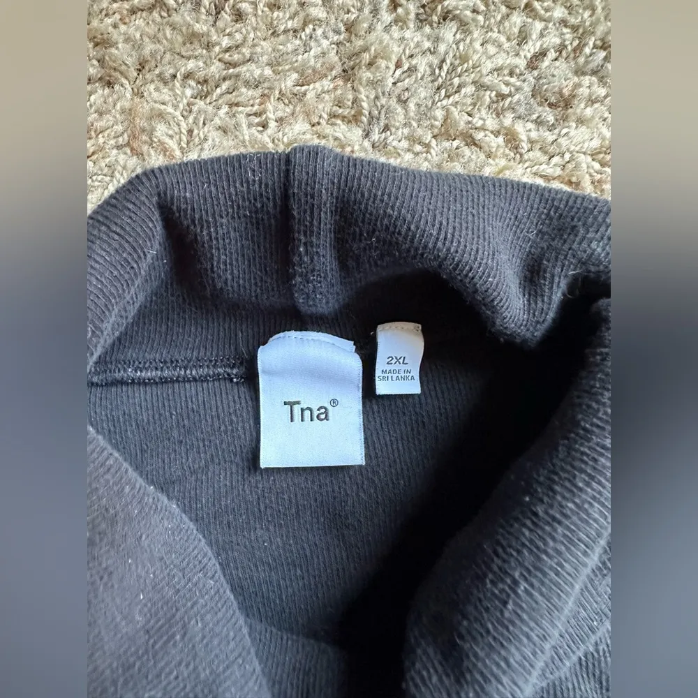 Aritzia  tna homestretch turtleneck - Image 6