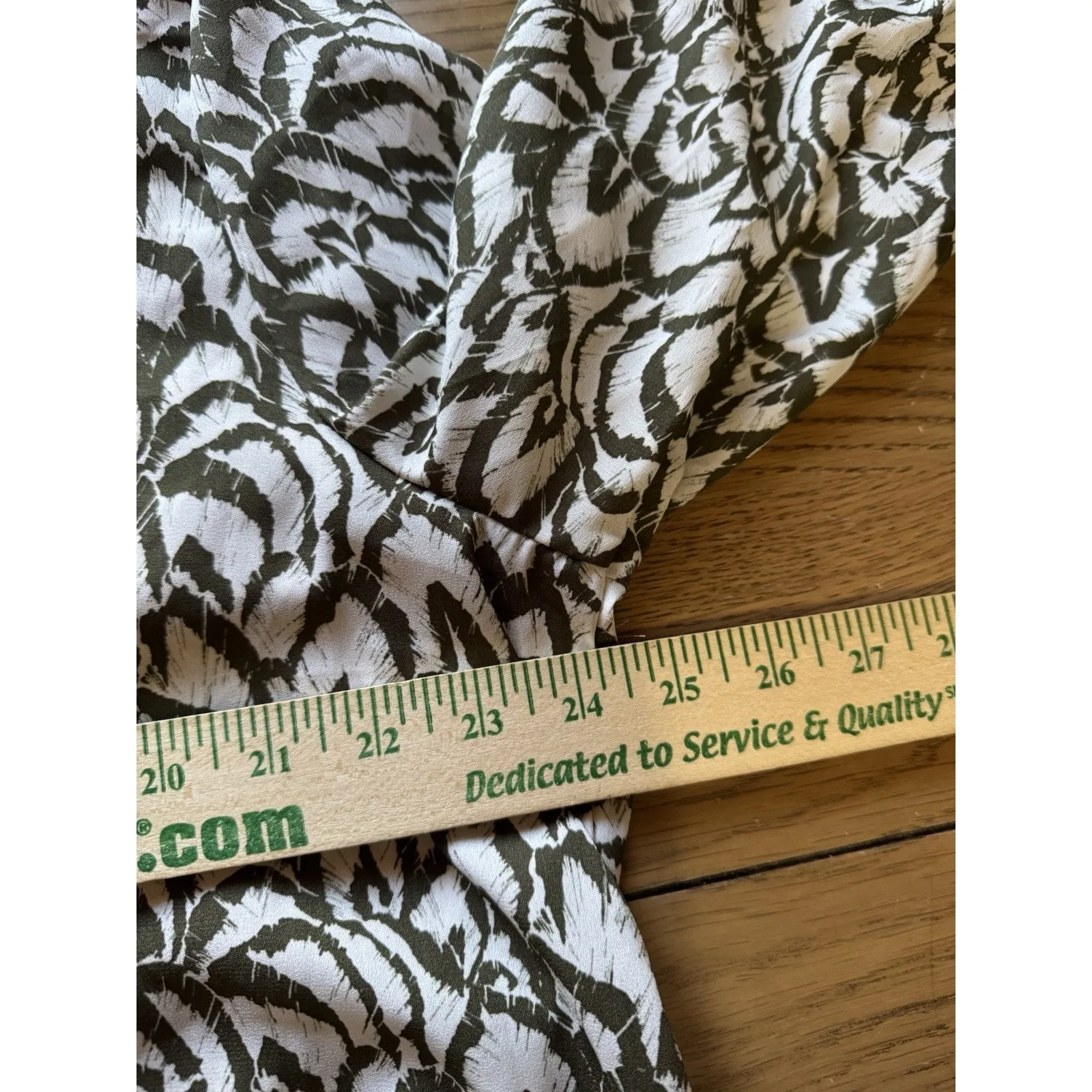 Jachs Girlfriend NY Women Tunic Blouse Hidden Button Size XL Green White Flowing - Image 5