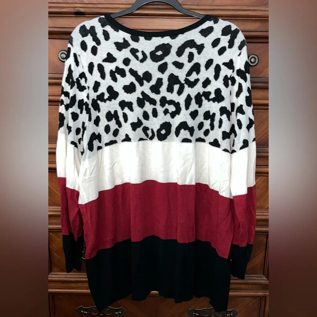 Belle by Kim Gravel Women’s Animal Color Block Sweater 28” P2P Black Size 3X - Image 3