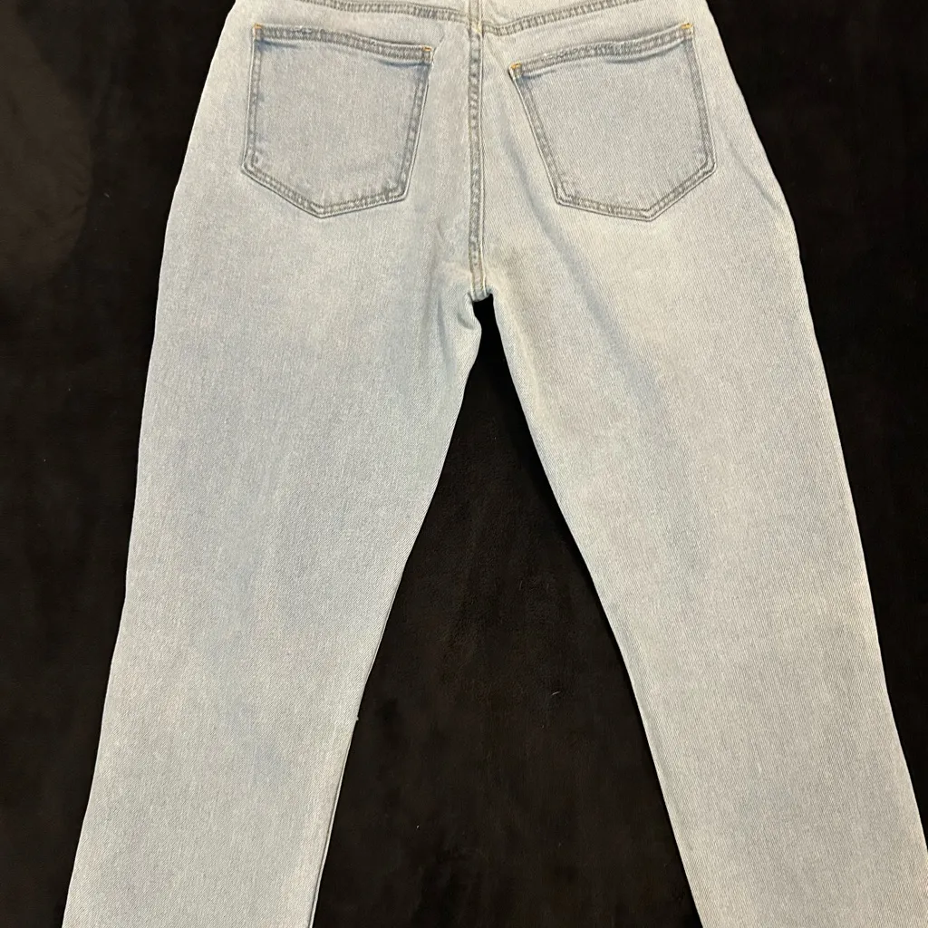 Abercrombie & Fitch High waist Mom Jean - Image 6