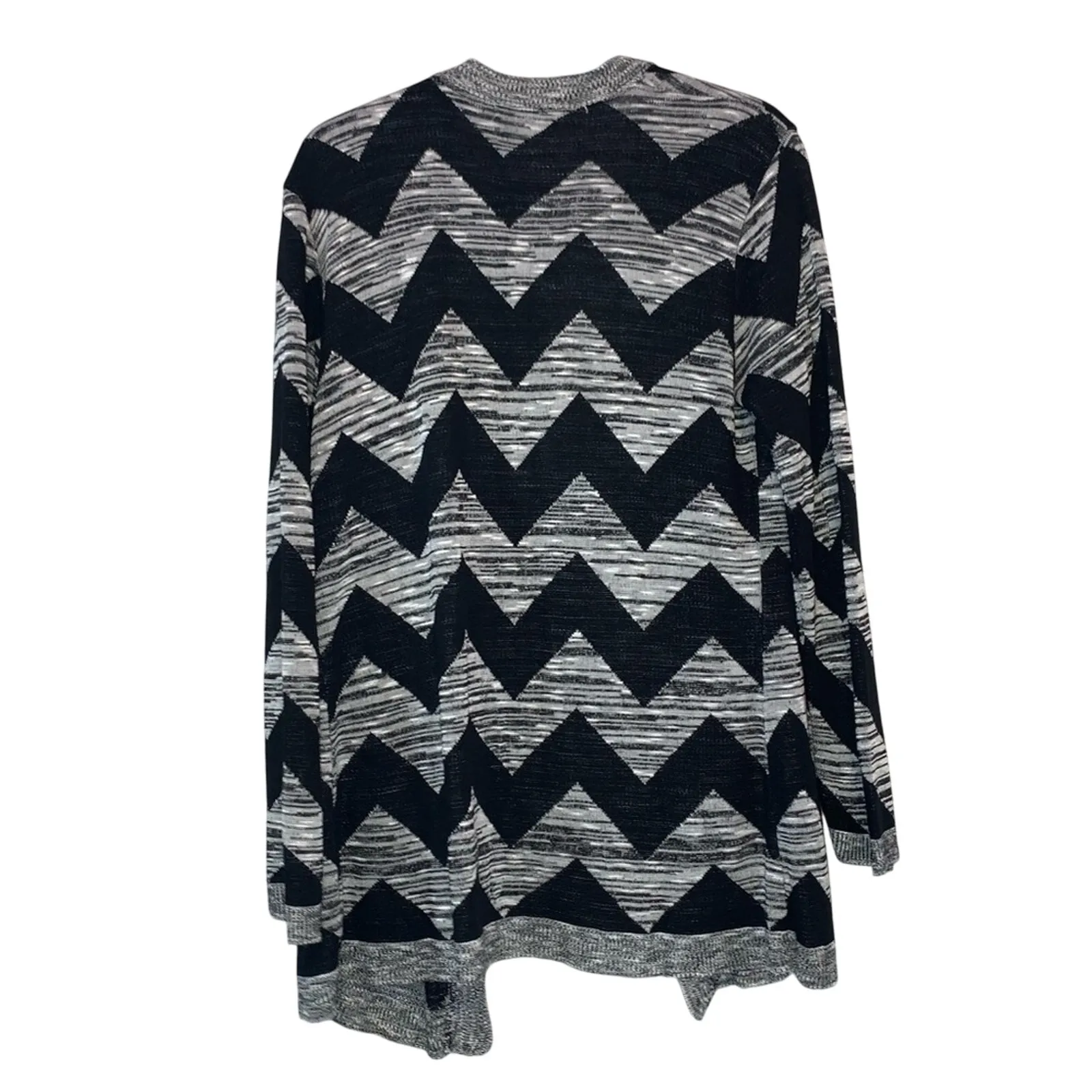 Altar’d State Black Gray Chevron Pattern Open Front Cardigan - Image 2