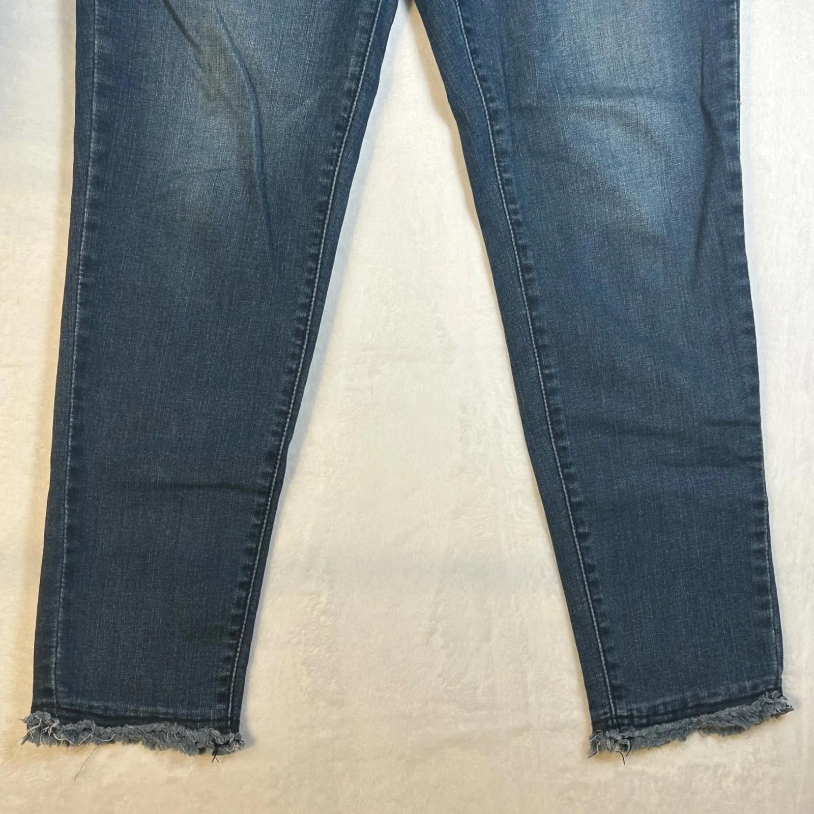 Democracy Womens Size 8 Technology Blue Wash Distressed Frayed Hem Skinny Jeans - Image 7