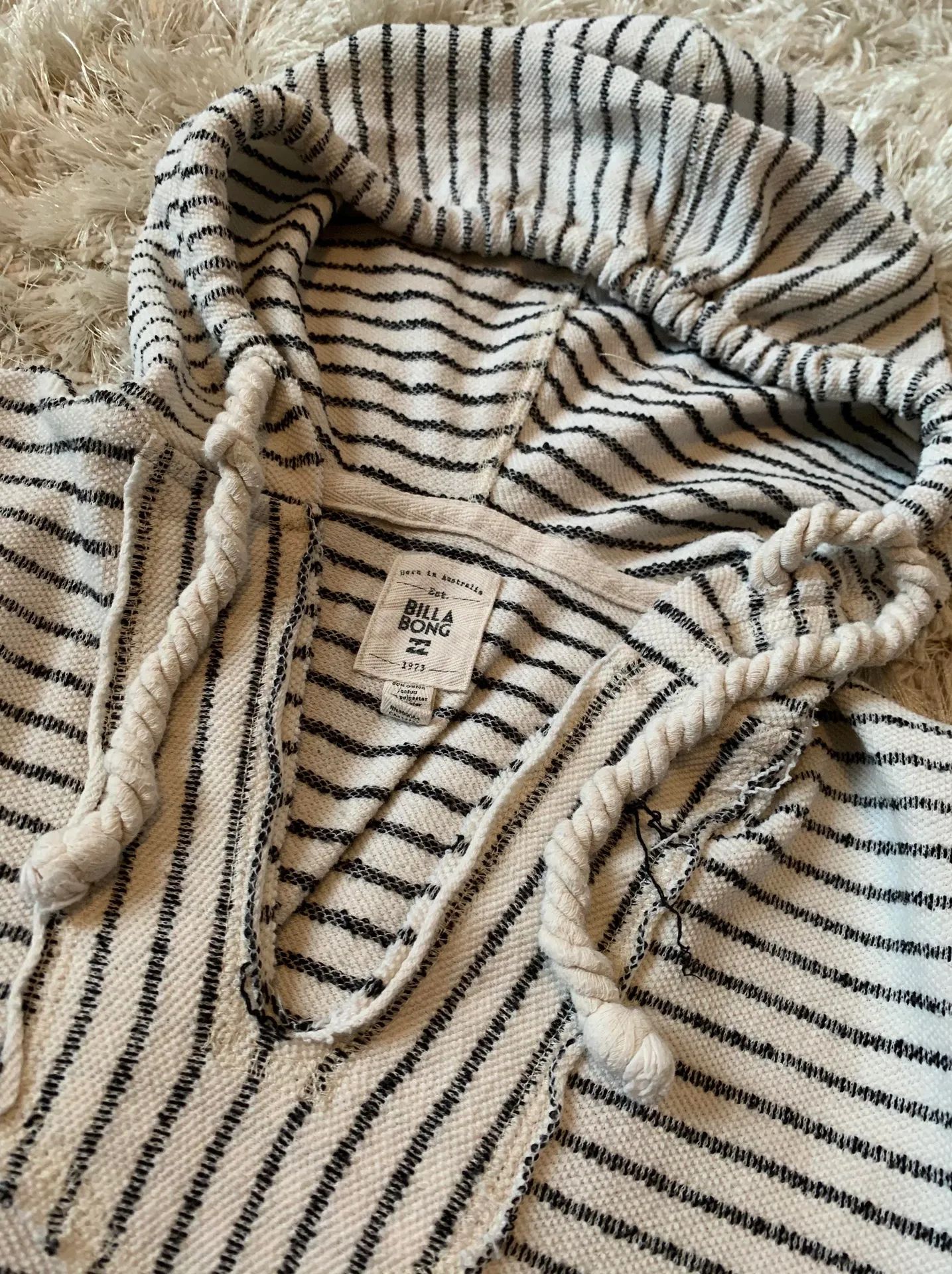 Billabong Hoodie - Image 2