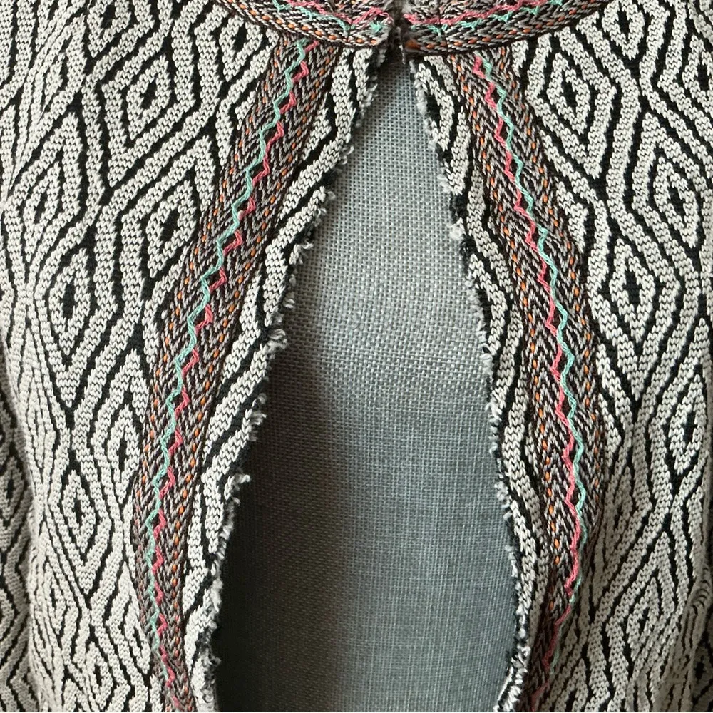 Miss me long sleeve jacket women’s boho fringe hem pockets embroidered small - Image 5