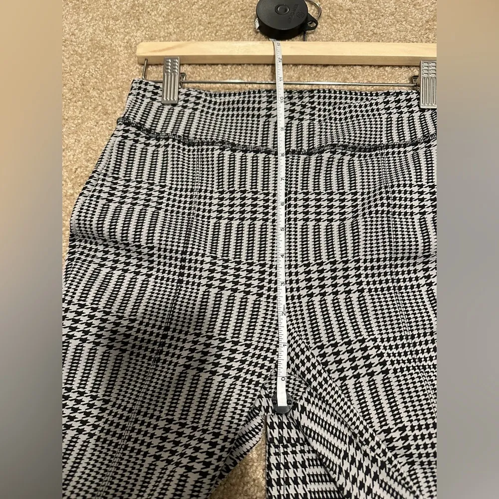 Alo Jacquard High-Waist Glenplaid Flutter Legging - Image 11