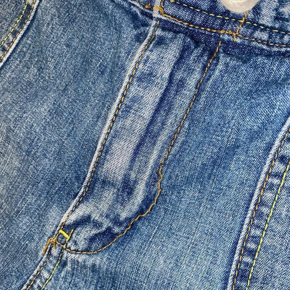 Old Navy 2005 denim low rise cotton capri pants - Image 7