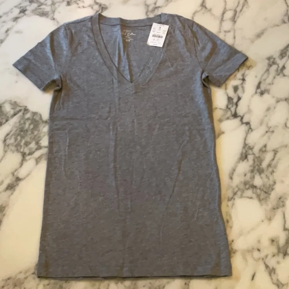 NWT JCrew V Neck Slub Cotton Tee Gray Women’s Short Sleeve XXS Small Cut to Sew - Image 2