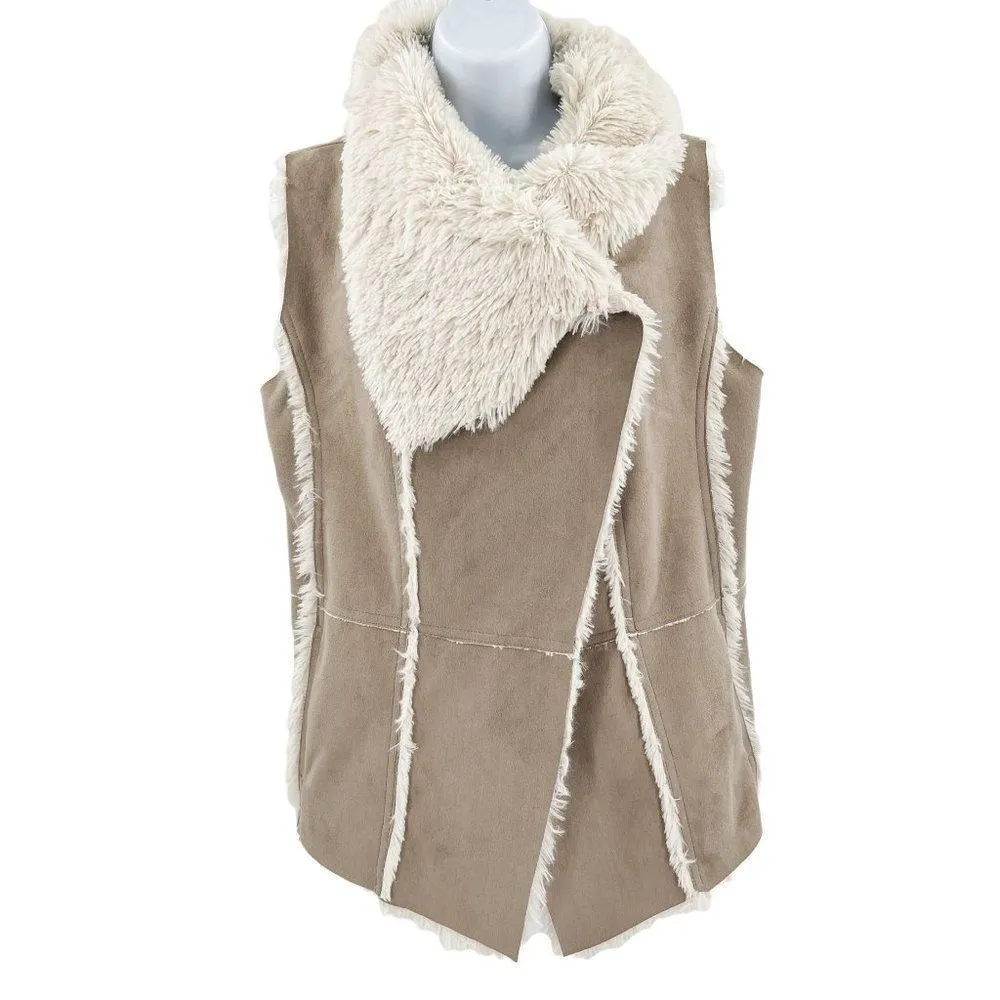 Cupcakes and Cashmere REVOLVE Faux Fur Arden Suede Vest Toffee CH301620 Tan - Image 5