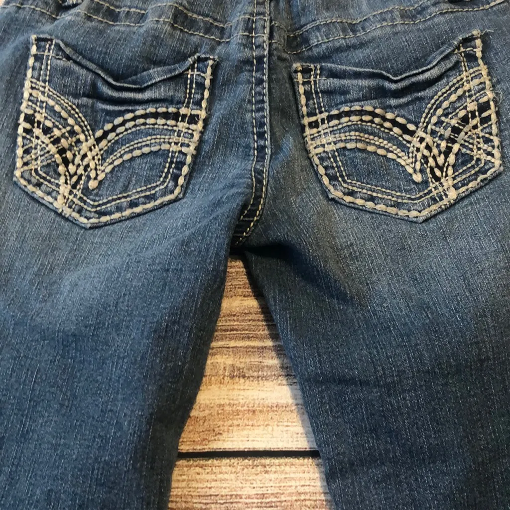 YMI size 0 lady’s capris - Image 5