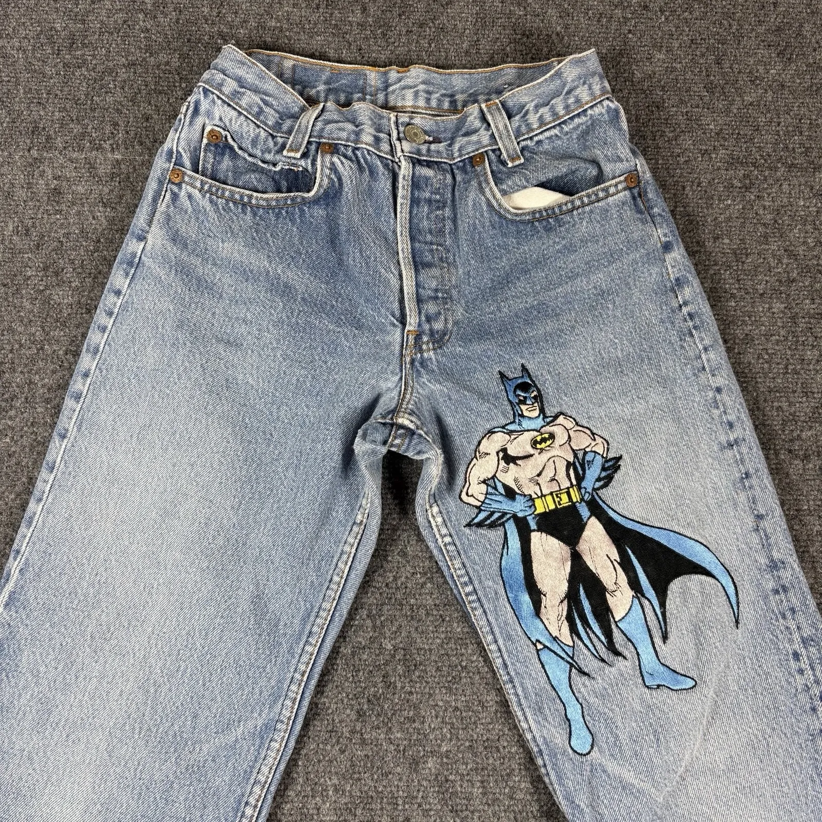 Vintage 90s BATMAN Levi's Embroidered Button‎ Fly Too Cute Jeans 24x29 USA Made - Image 3