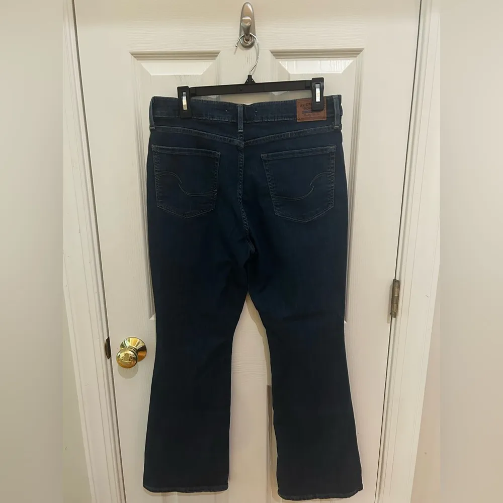 Levi's Blue Boot Cut Leg Jeans - Image 2
