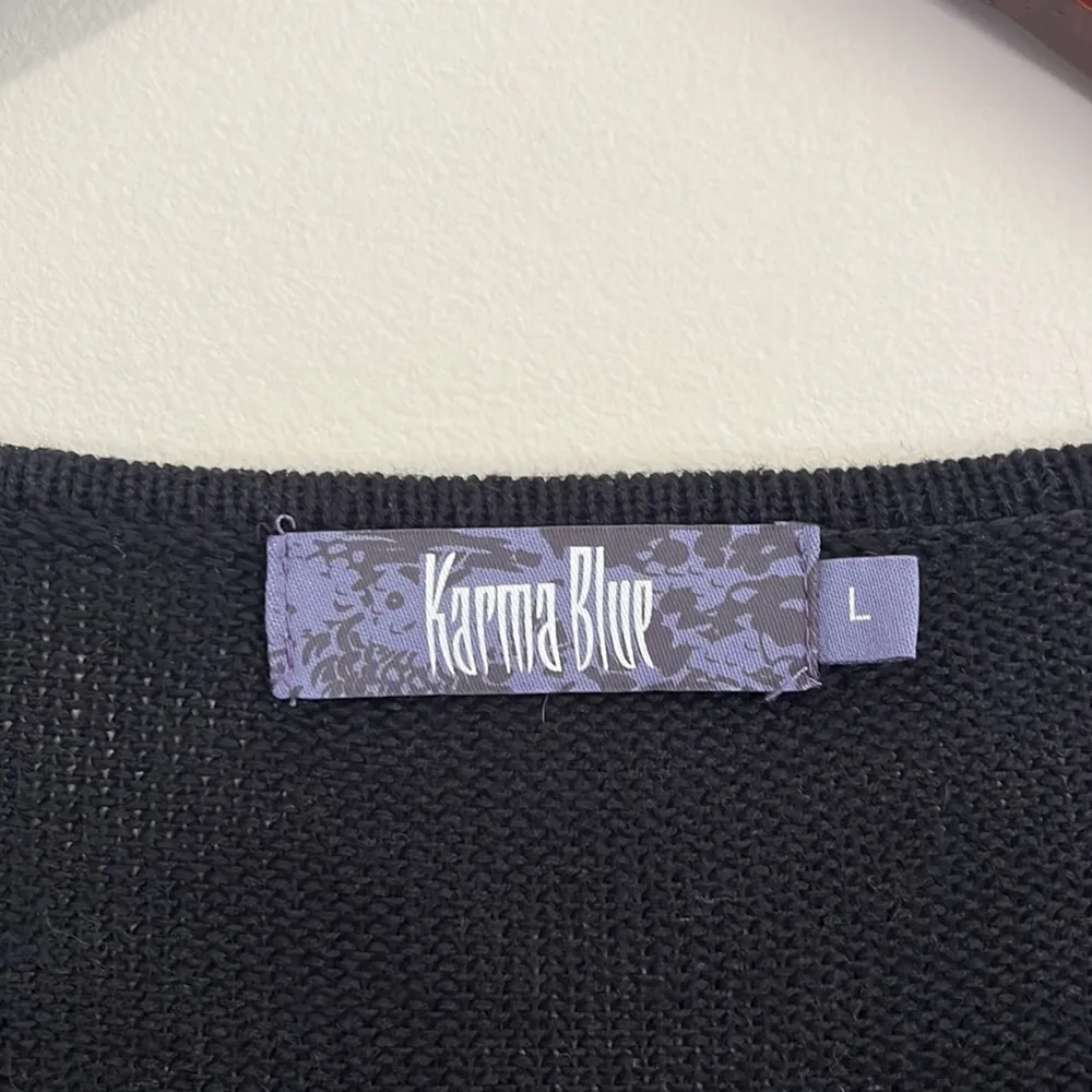 Karma Blue Women’s Dolman Sleeve Sweater Size Large - Image 4