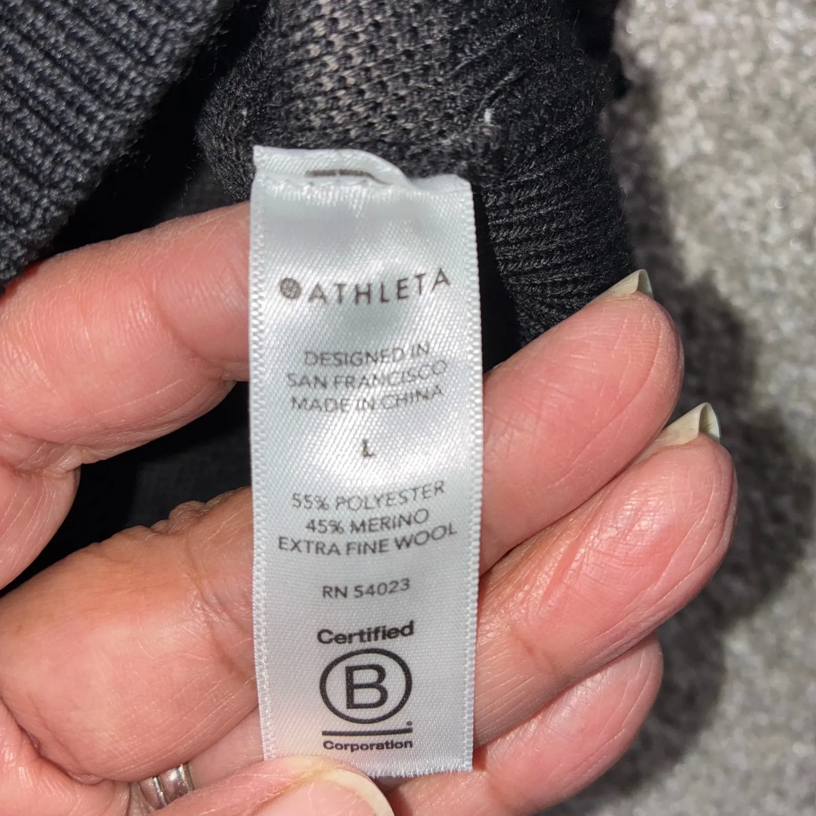 Athleta Sweater Size L Black Beige Extra Fine Merino Wool Blend‎ Pullover Casual - Image 6