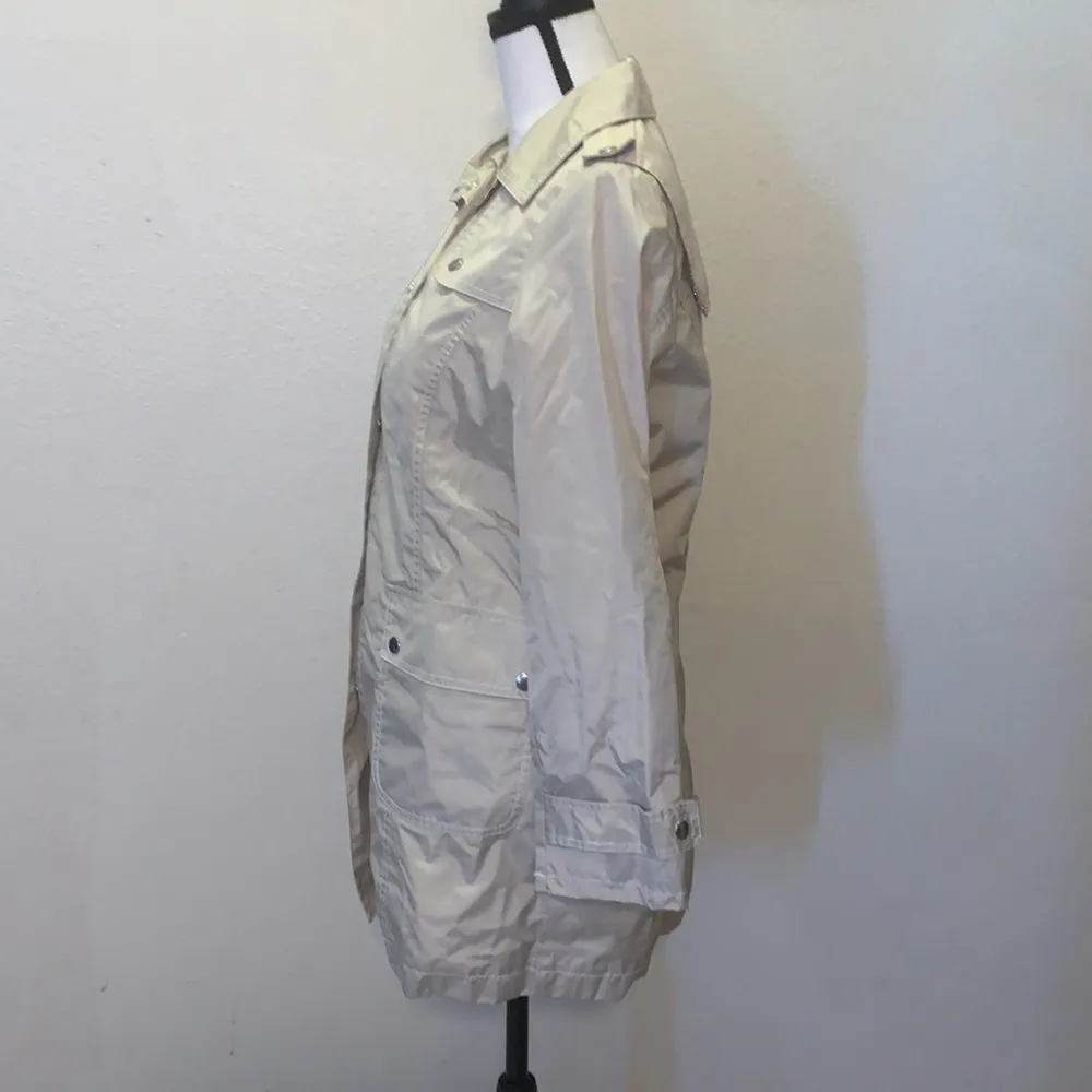 Jaclyn Smith  beige winter trench coat - Image 3