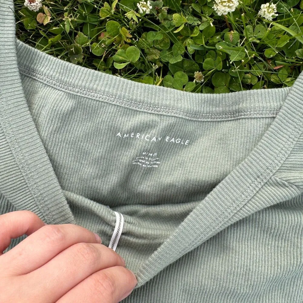 Women's American Eagle Off The Shoulder Ruffle Top Green Size Medium - Image 2