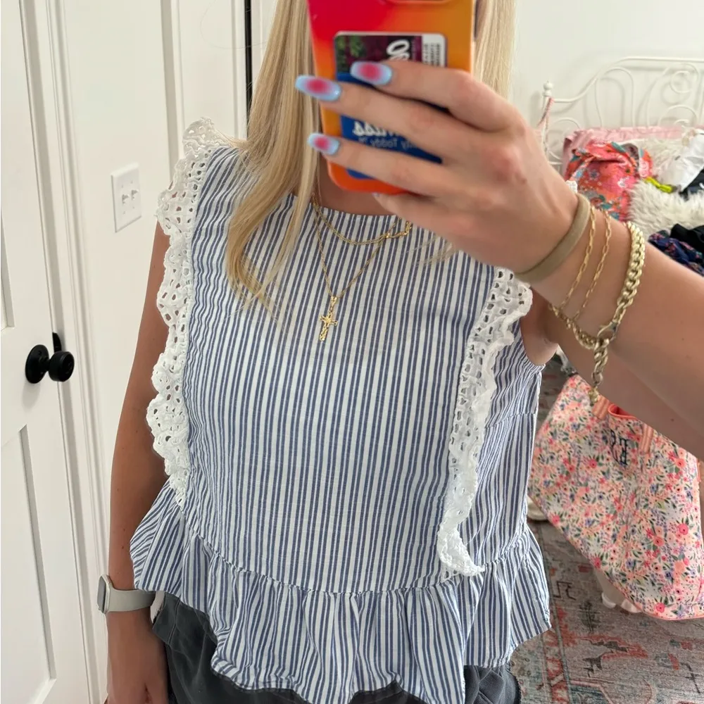 LILY PULITZER ruffle top - Image 2