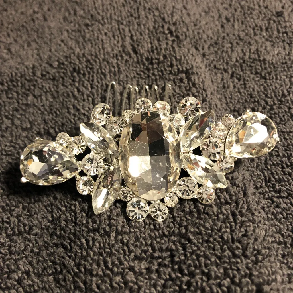 Fancy bridal hair piece Silver - Image 3