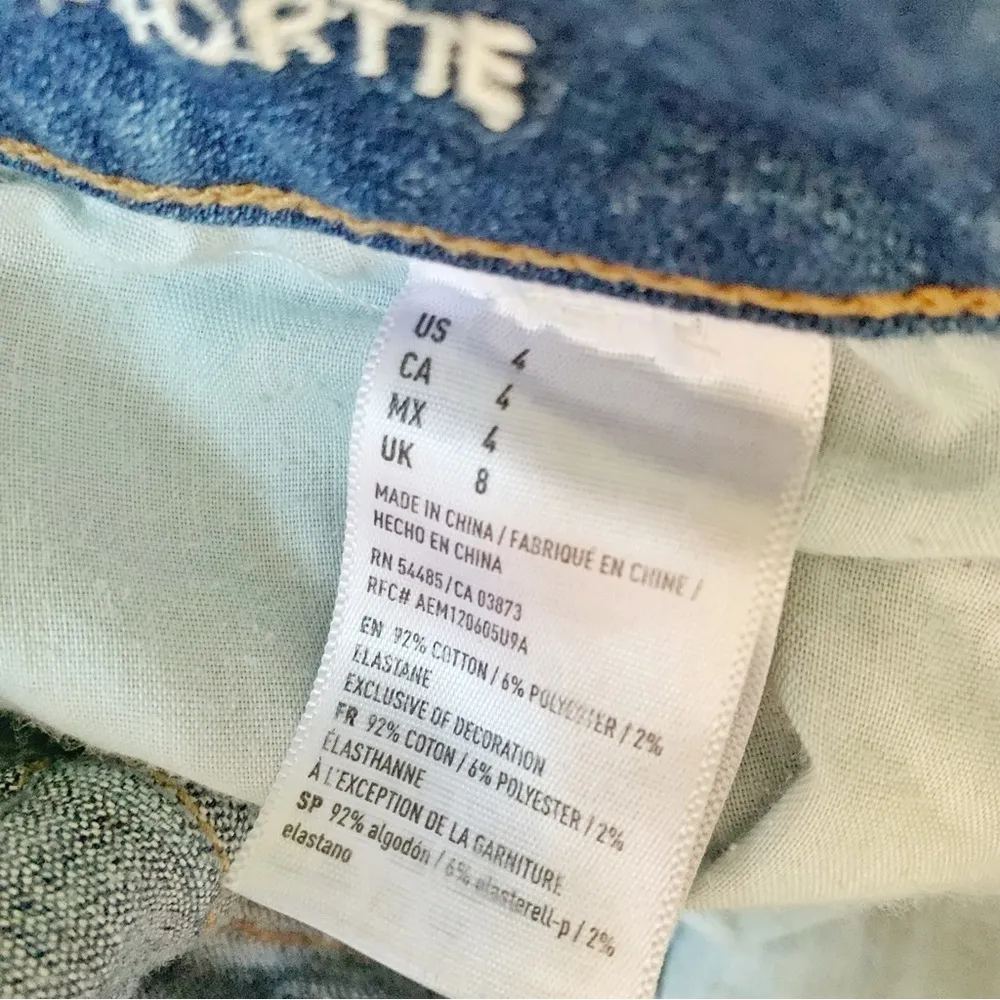 AMERICAN EAGLE OUTFITTERS Distressed Super High Rise Shortie Jean Short 4 - Image 7