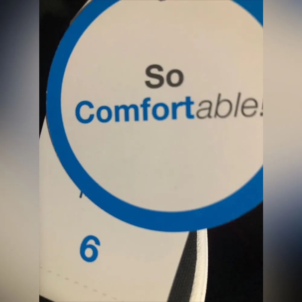 TIME and TRU Womens Flip Flops Size 6 Black White New - Image 7