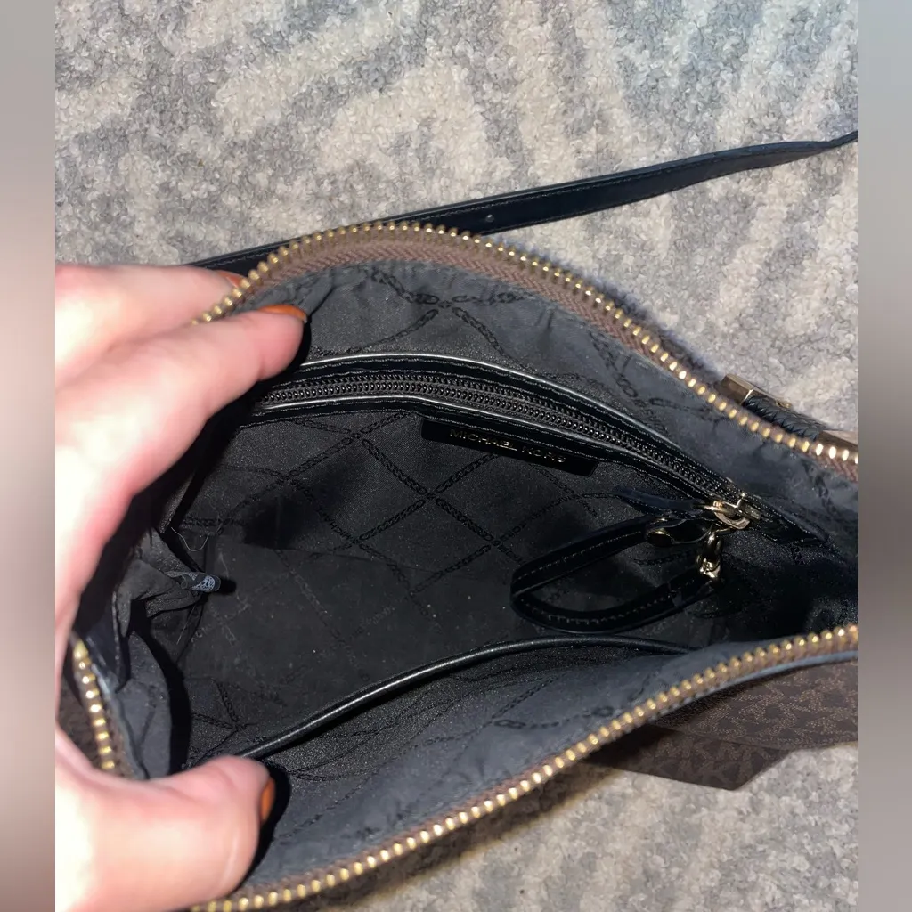 Michael Kors Dark Brown Crossbody Bag - Image 4