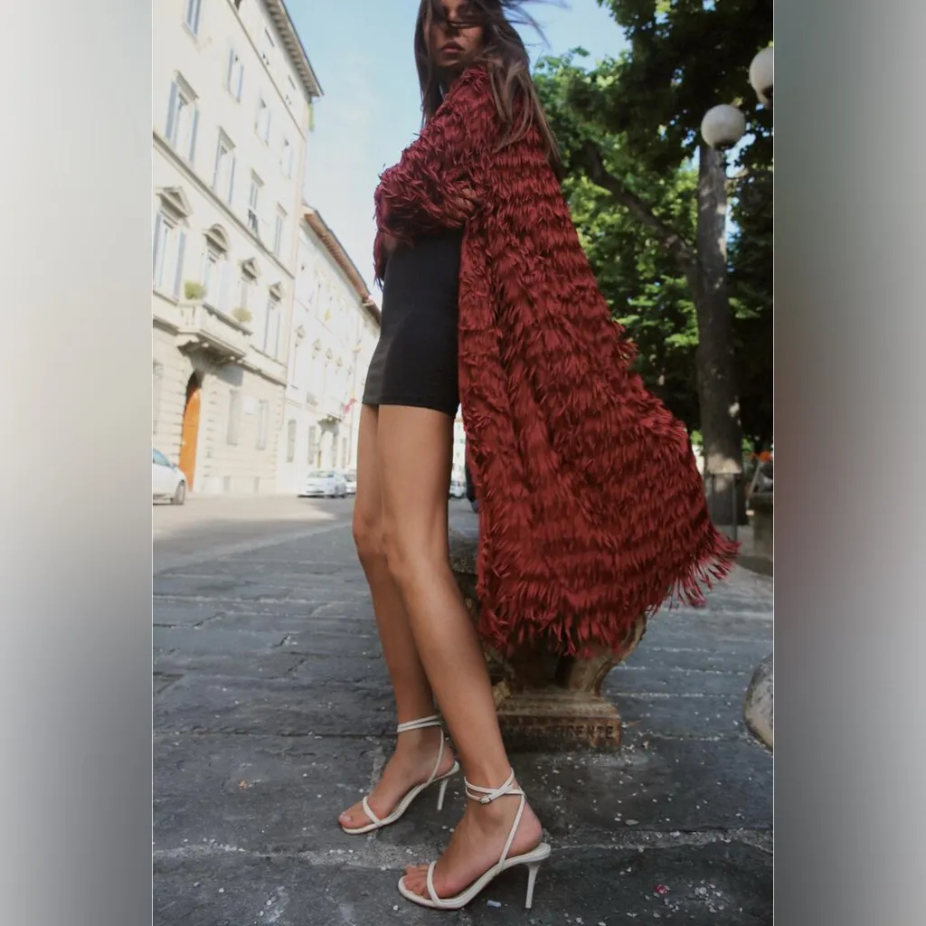 ZARA Limited Edition Bloggers Favorite Red Fringe Statement Coat Jacket Sz M NEW - Image 3