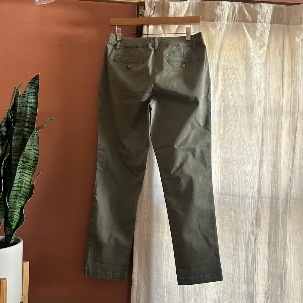 Tommy Bahama Boracay Slim‎ Boyfriend Pants Khaki Army Green $110 NWT Size 4 - Image 4