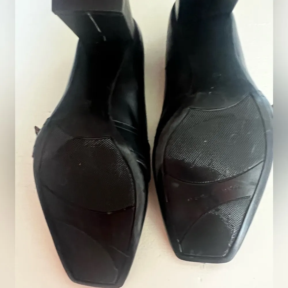 Marc Fisher Oralin Black Leather Buckle Loafer Pump Heels Sz 6 - Image 9