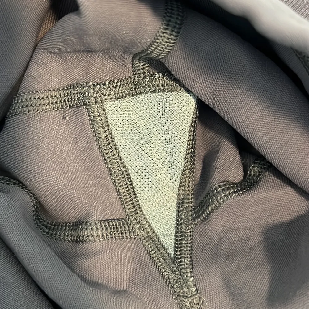 Athleta All In Crop Leggings With Pockets Gray XS Yoga Gym Workout Athletic - Image 12