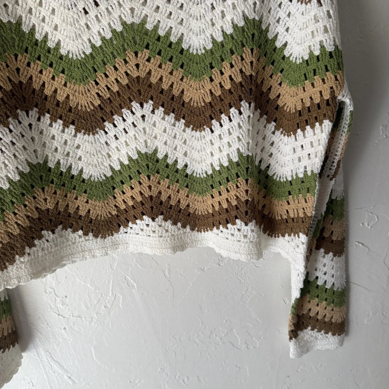 Truth by Republic Sweater Western Festival Medium Crochet Knit Pullover Boho White - Image 3