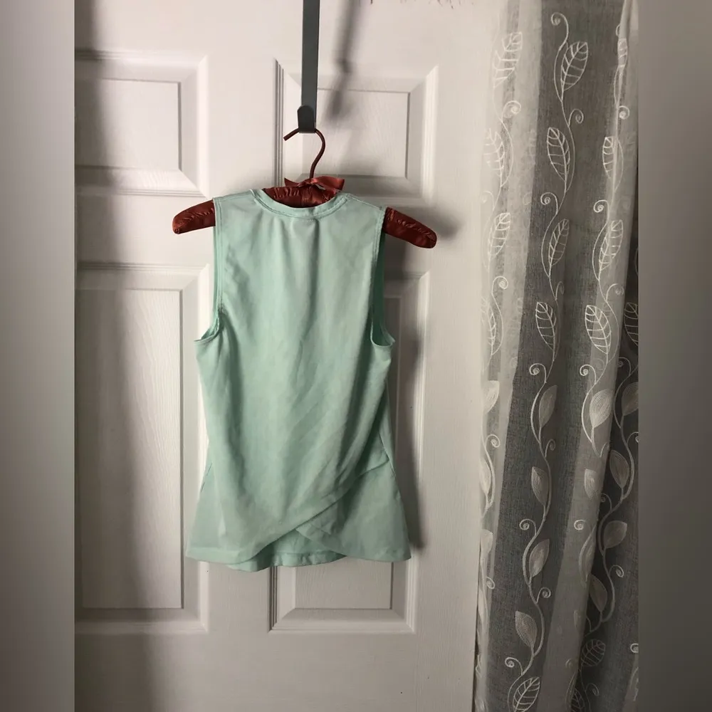 Nike Pro Mint Sleeveless running sports Top mesh back women size XS - Image 6