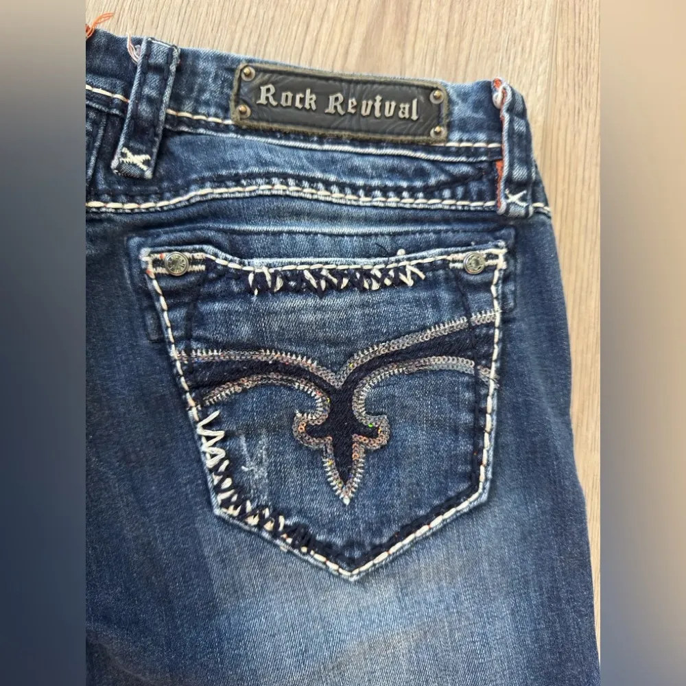 Rock Revival Women's Dark Blue Charlotte Capri Jeans 👖 - Image 8