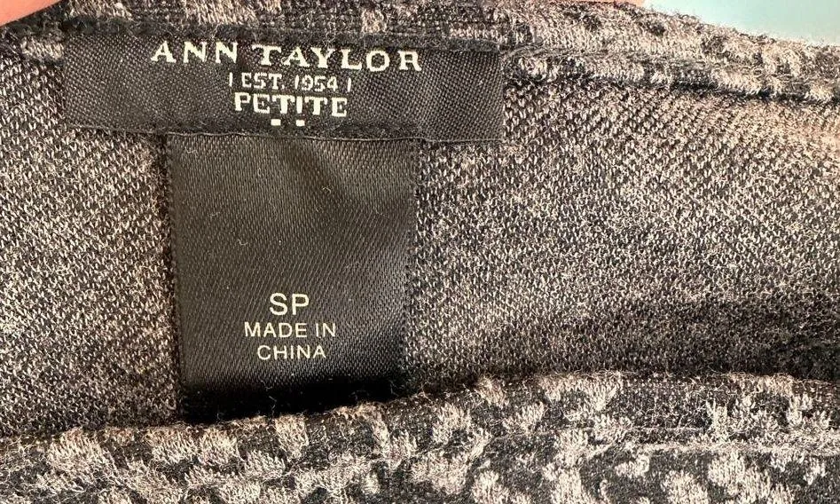 Ann Taylor Grey Peplum Animal Print Ruched Pleated Side Dress Size SP - Image 4