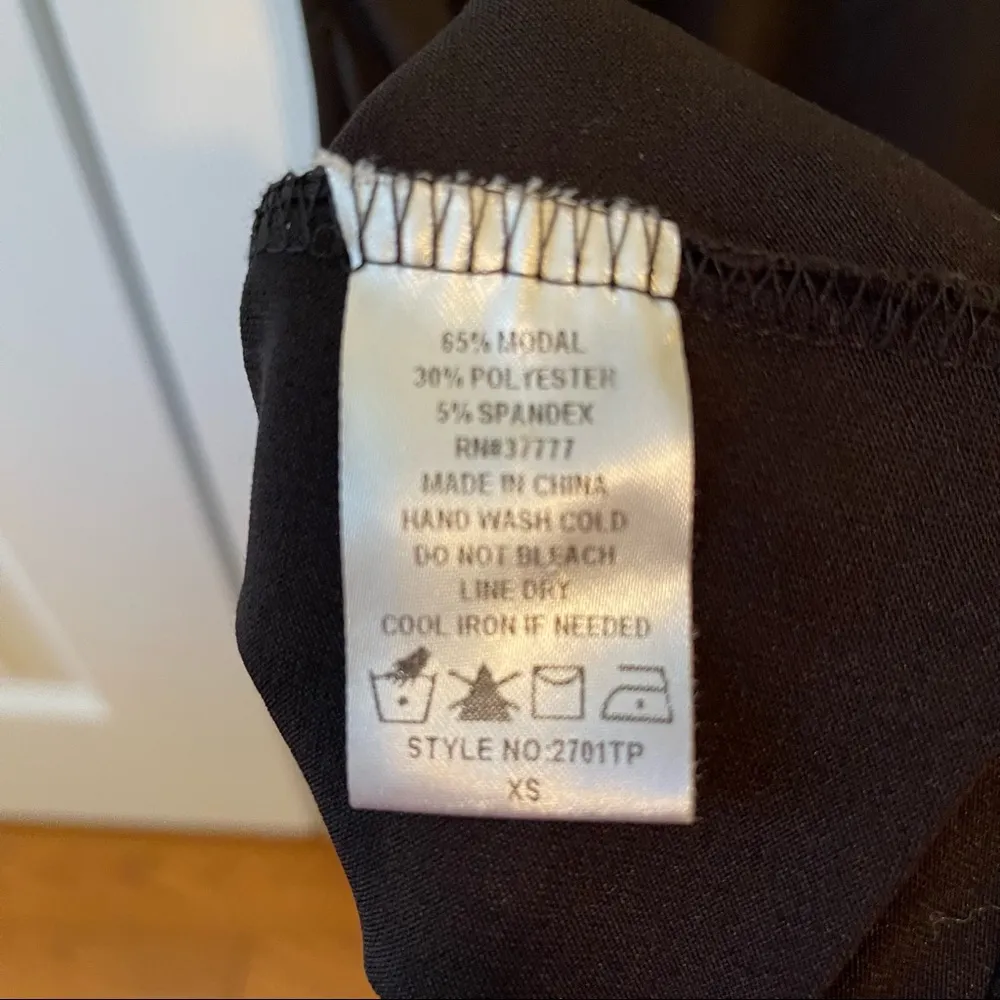 Allison Joy  Black V-neck Tank Evereve - Image 5