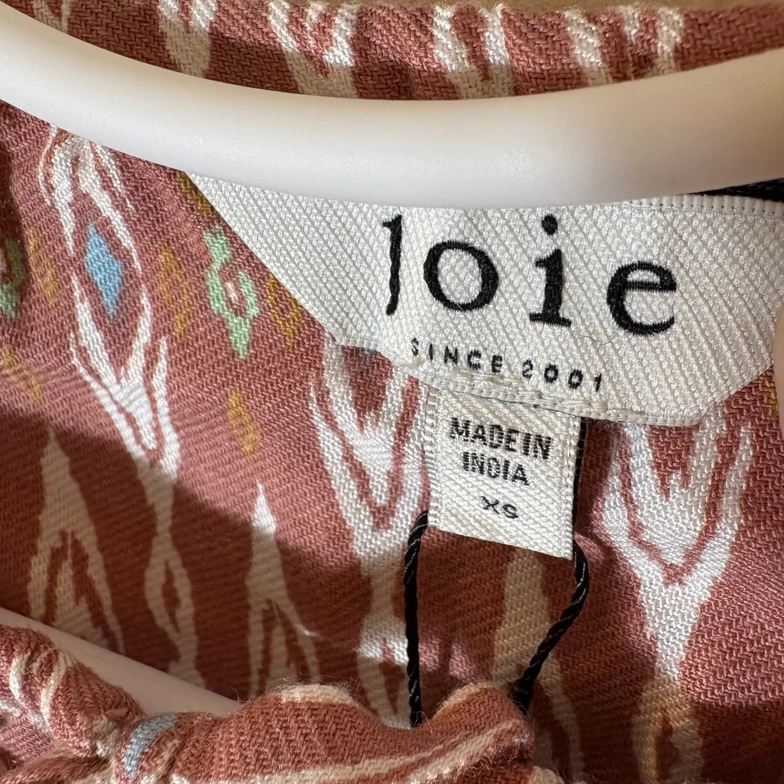 Joie Renae Canyon Rose Multi Ikat Print Tie Neck Smocked Waist Top XS - Image 5