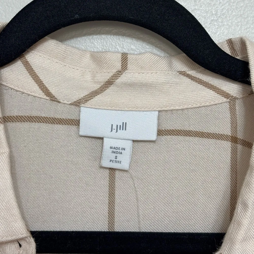 NWT J. Jill Brushed Twill Pleated Shirt Tunic in Bisq Multi Plaid - Size S Pet. - Image 4