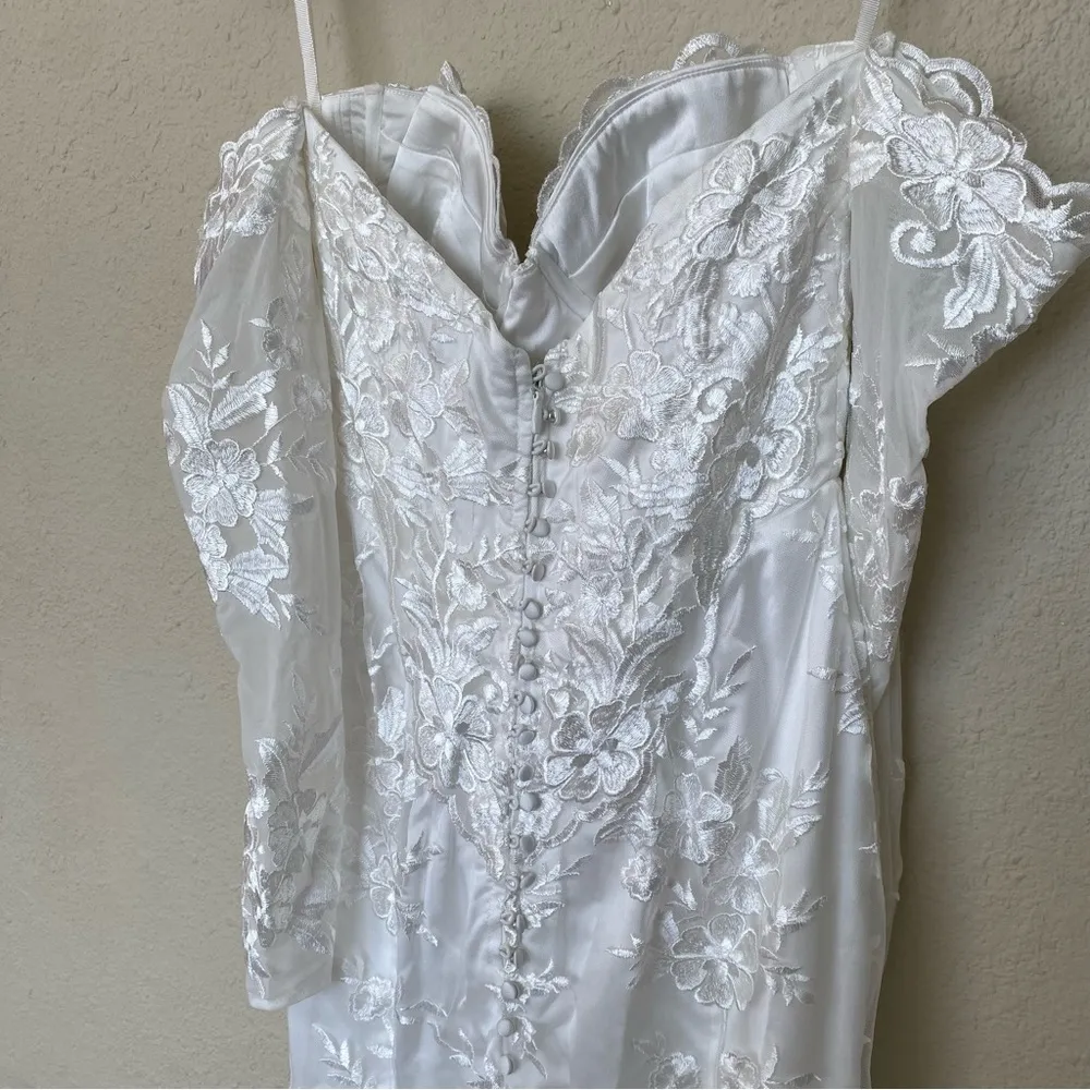 HOUSE OF CB size  M D-DD  'Isabelle' White Lace Long‎ Sleeve Bridal Gown NWOT - Image 16