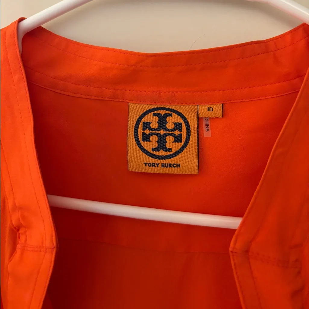 Tory Burch Stretch Silk Blouse in Orange, Size 10 - Image 3