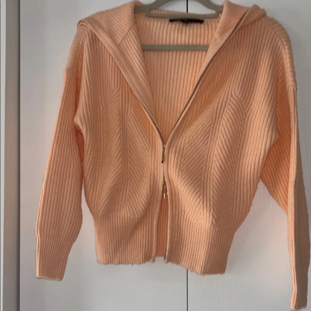 WHBM Peach Zippered Women's Sweater Sz XS - Image 2