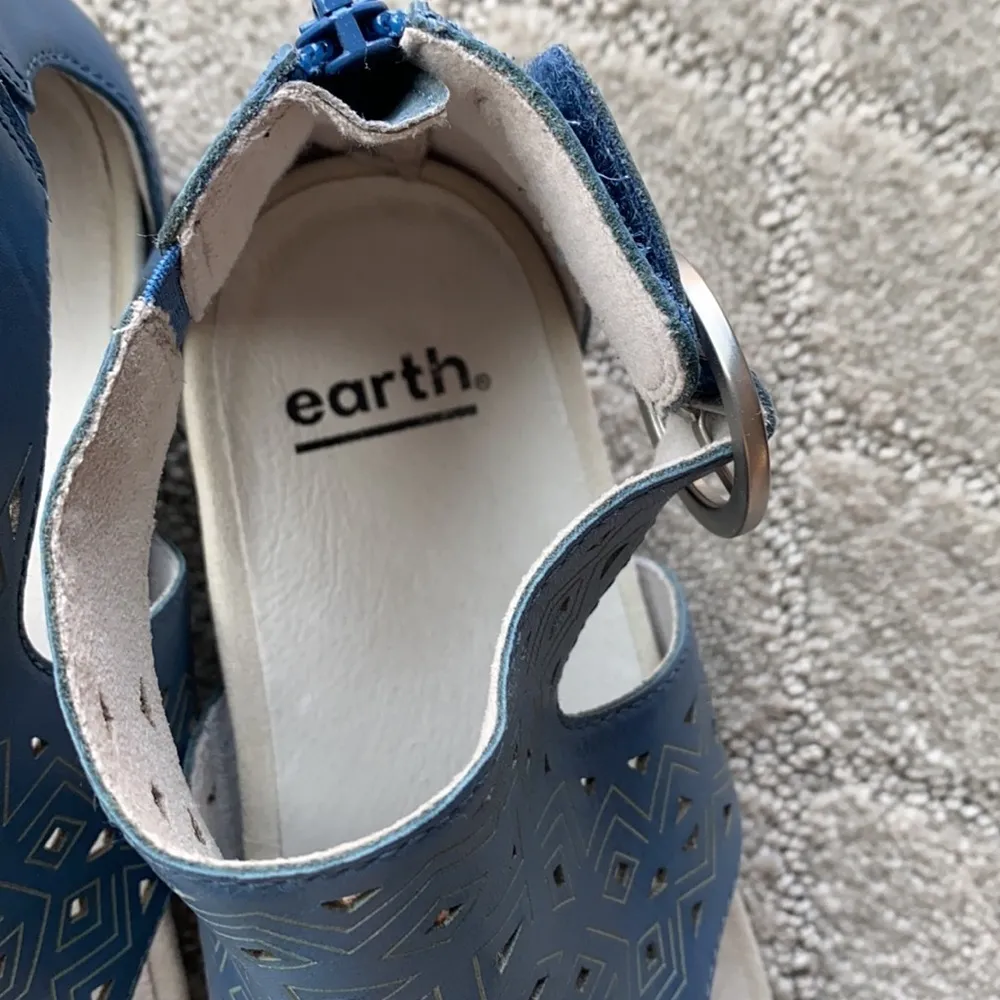 Earth Sapphire Blue Linden Lebanon Gladiator leather comfortable festival fair Size 8.5 - Image 9