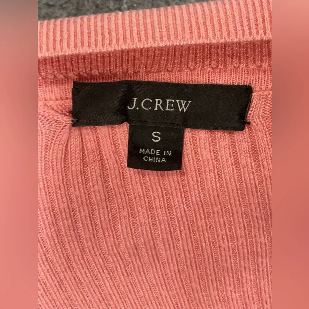 J.Crew Pullover Sweater
Small
Like New
Measured at 23.75" length (approx.) - Image 3