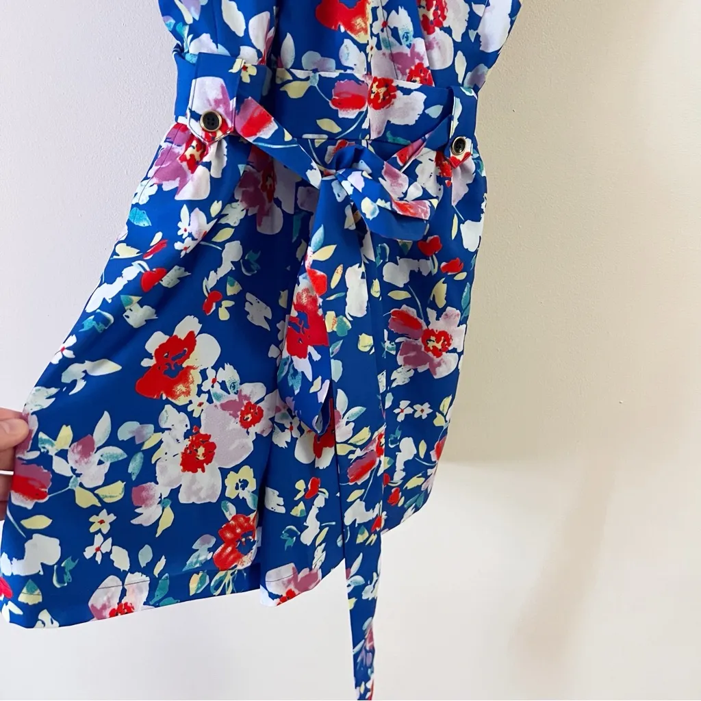 Yumi Kim Paradise Romper Blue Floral Size Small NEW Short Sleeves Tie Waist - Image 5
