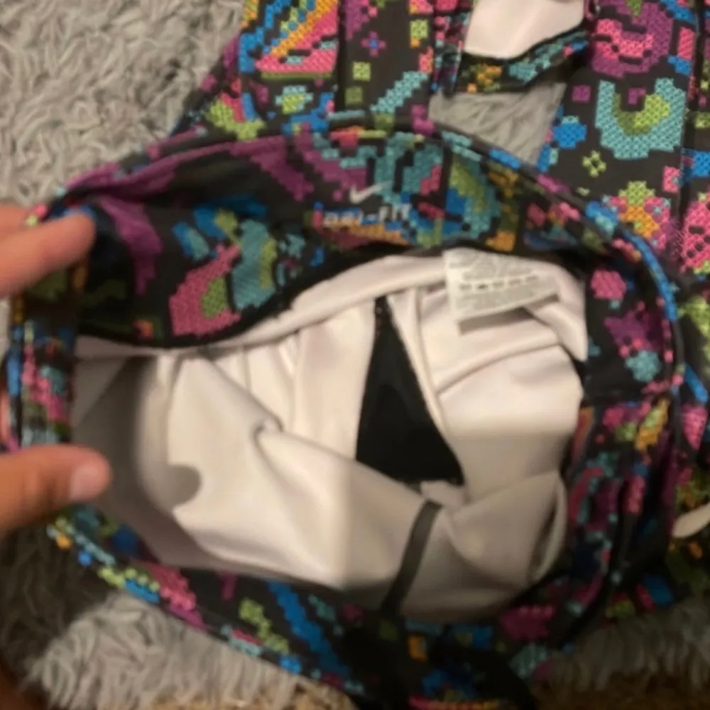 XS colorful Nike running leggings - Image 7