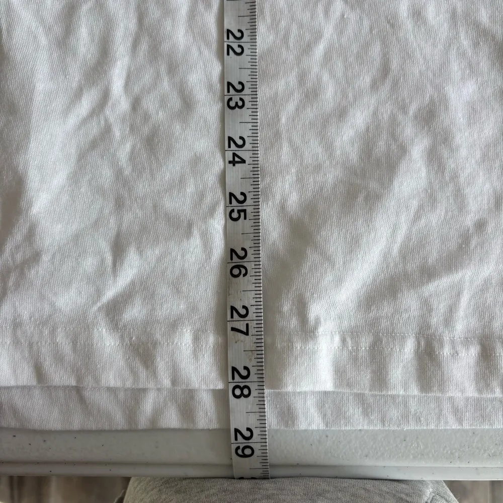 Betty Boop  white t shirt balloons size xl - Image 4